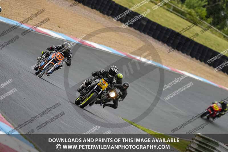 enduro digital images;event digital images;eventdigitalimages;mallory park;mallory park photographs;mallory park trackday;mallory park trackday photographs;no limits trackdays;peter wileman photography;racing digital images;trackday digital images;trackday photos